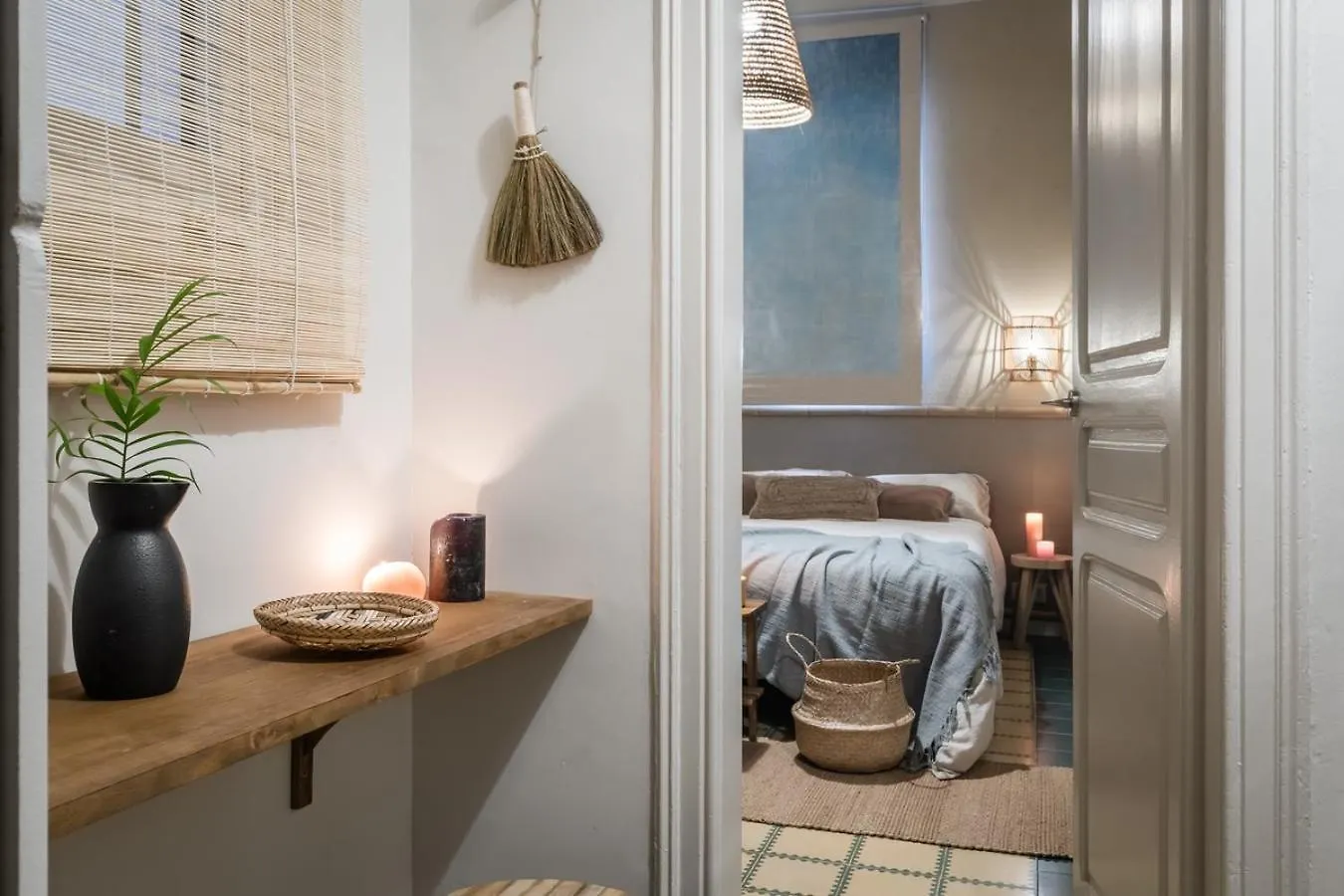 Tomini - 2 Bedrooms In Eixample Esquerra Barcelona
